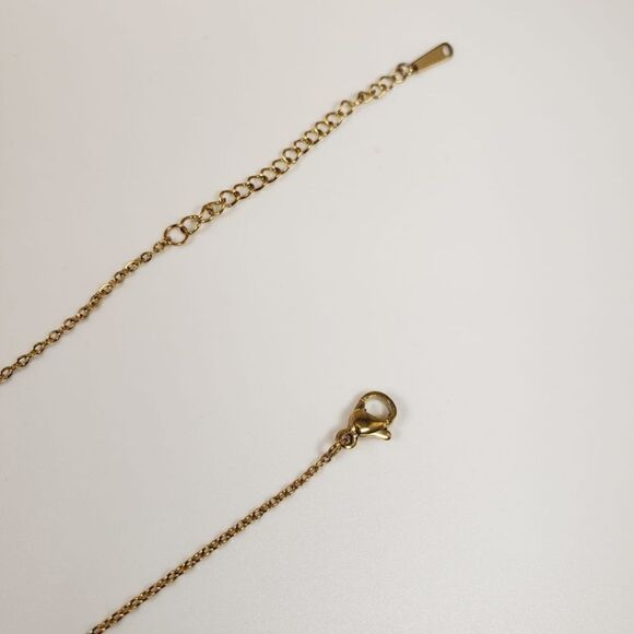 Brand New Pearl With Gold Necklace - Picture 5 of 6